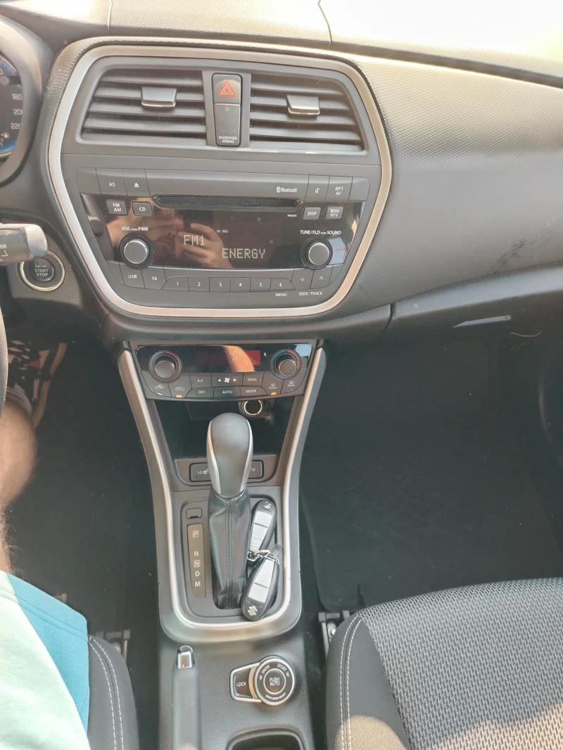 Suzuki SX4 S-Cross 1.6 БЕНЗИН АВТОМАТ, снимка 16 - Автомобили и джипове - 51741465