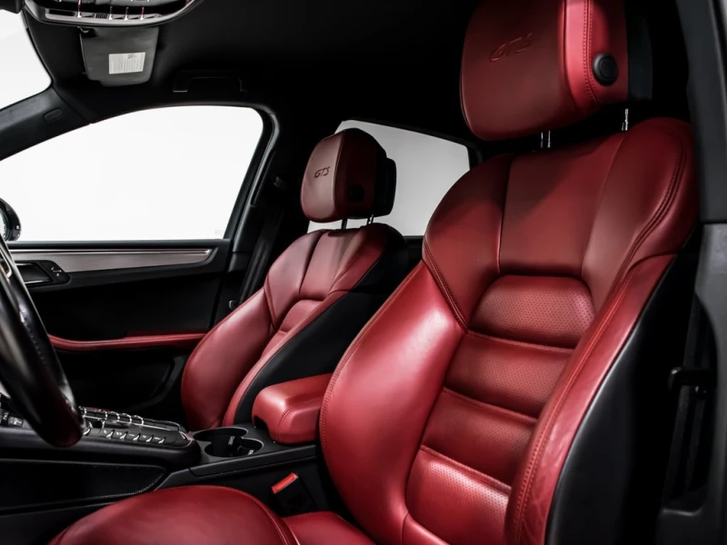 Porsche Macan GTS * АВТО КРЕДИТ* ЦЕНА ДО БГ * Сервизна история *, снимка 12 - Автомобили и джипове - 53014289