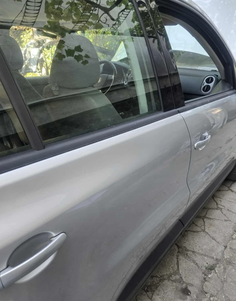 VW Tiguan, снимка 5 - Автомобили и джипове - 53534315