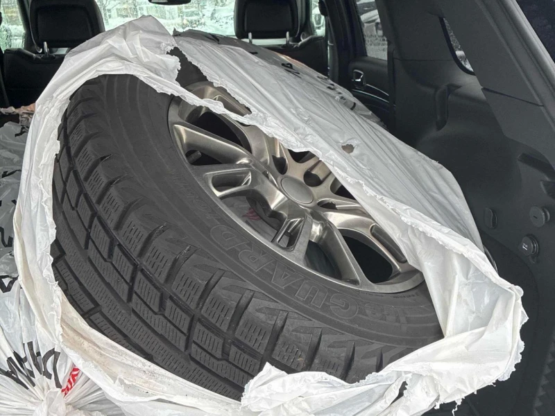 Jeep Grand cherokee * OVERLAND* DISTRONIC* LANE ASSIST* ОБДУХ* , снимка 15 - Автомобили и джипове - 53535973