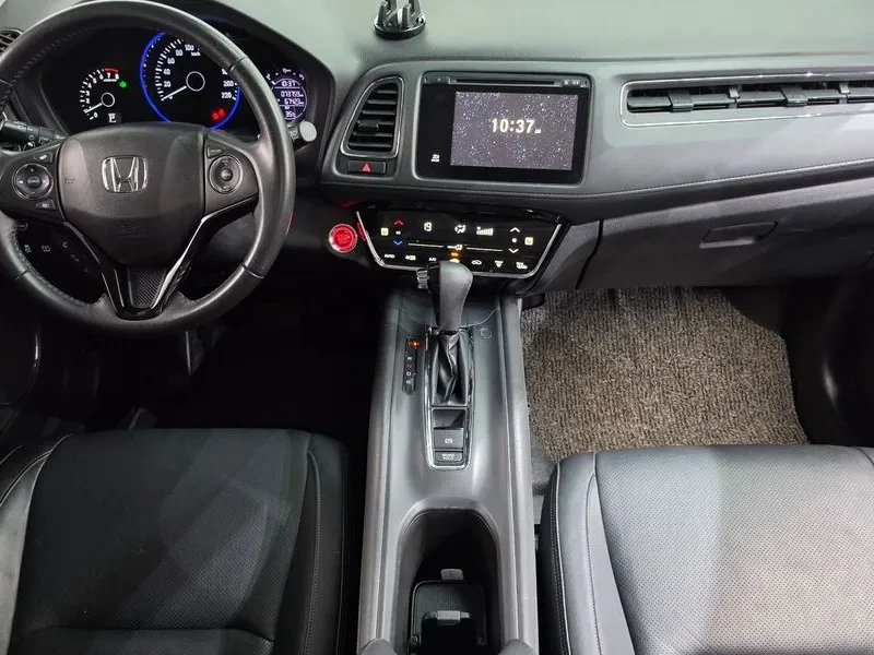 Honda Hr-v 1.8 2020, снимка 7 - Автомобили и джипове - 55727224
