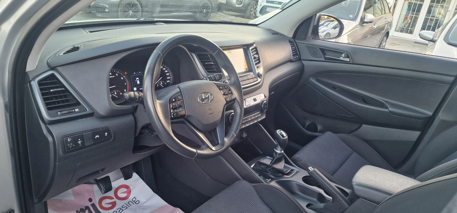 Hyundai Tucson 1.6iAvantage Нави камера подгрев волан - изображение 8