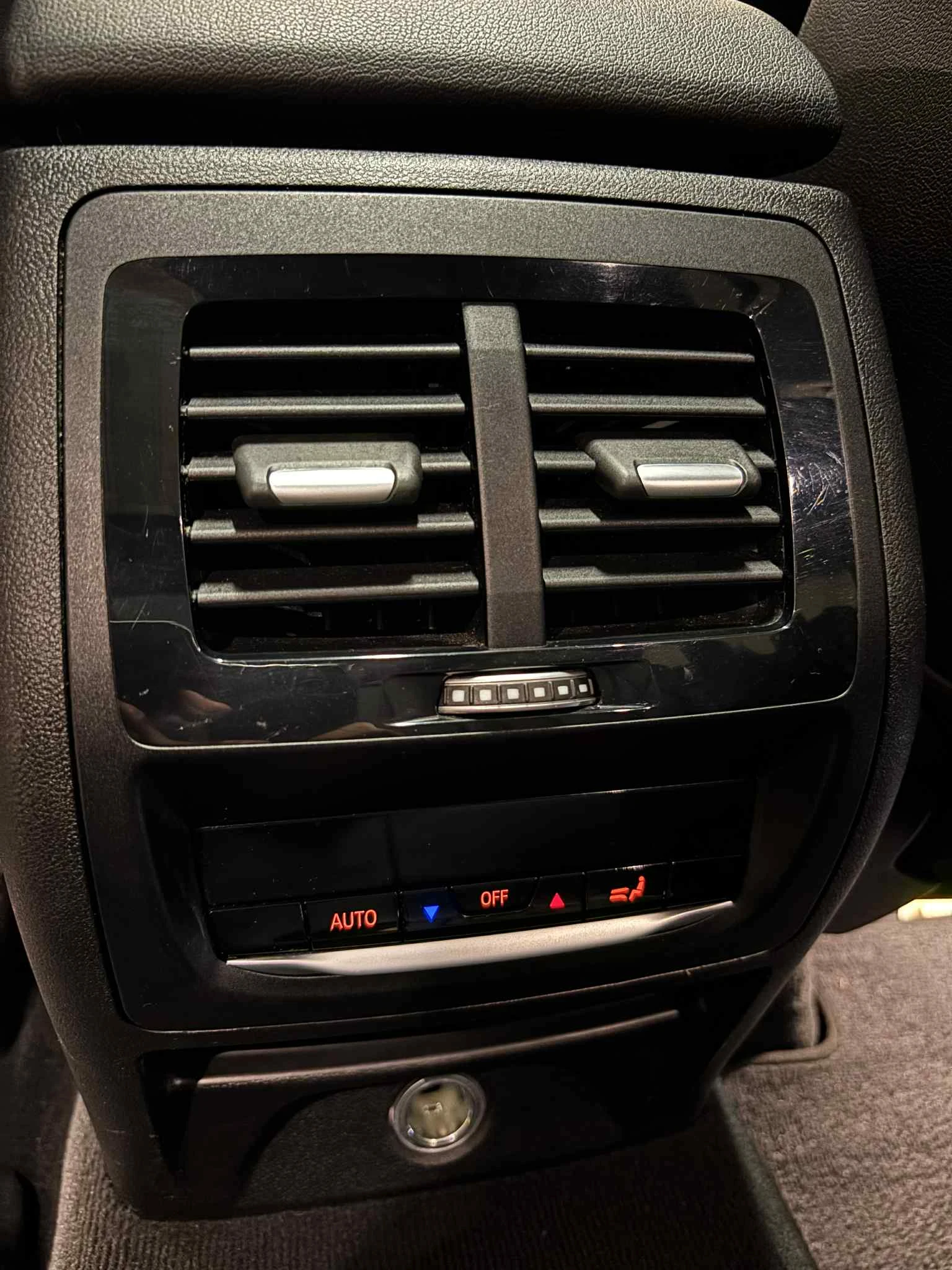 BMW X3 Xdrive 30i сменени вериги, снимка 9 - Автомобили и джипове - 53378159