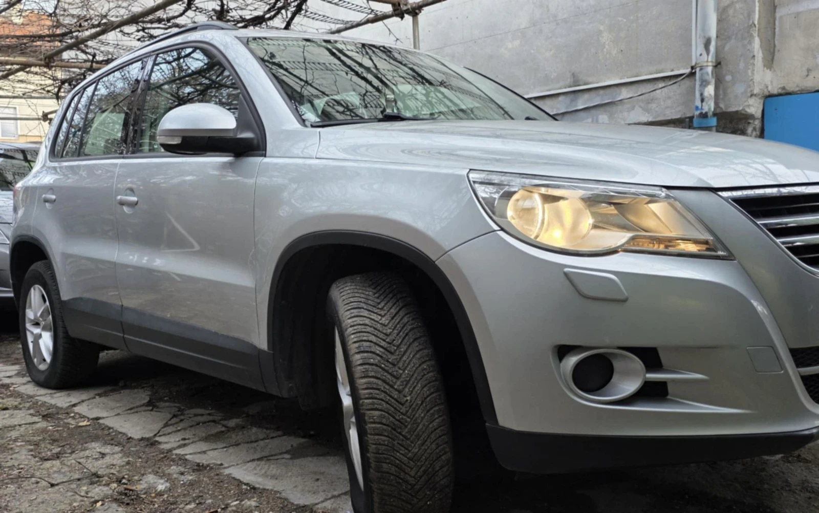 VW Tiguan, снимка 11 - Автомобили и джипове - 53534315