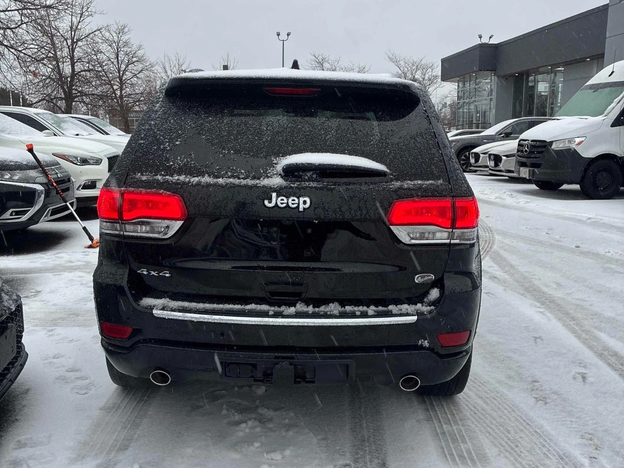 Jeep Grand cherokee * OVERLAND* DISTRONIC* LANE ASSIST* ОБДУХ*  - изображение 4