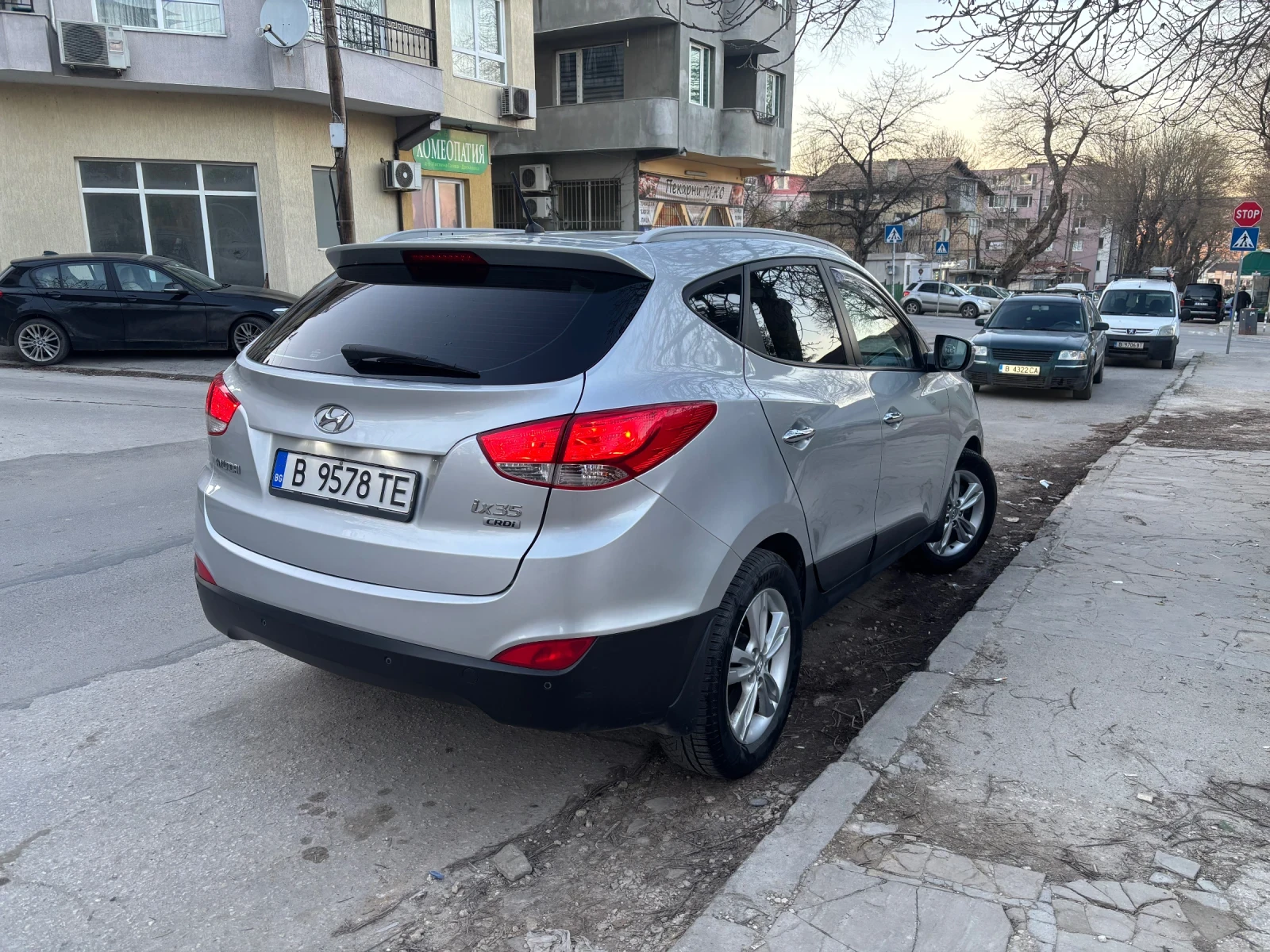 Hyundai IX35 1.7 CRDi сменени вериги, снимка 3 - Автомобили и джипове - 53772228