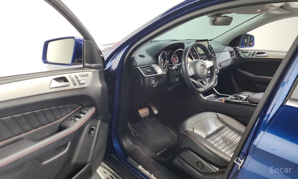 Mercedes-Benz GLE 350, снимка 10 - Автомобили и джипове - 53971675