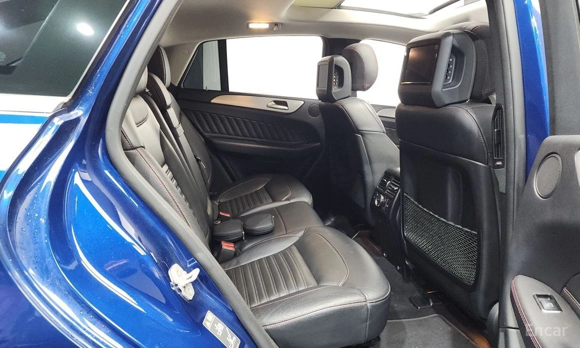 Mercedes-Benz GLE 350, снимка 12 - Автомобили и джипове - 53971675