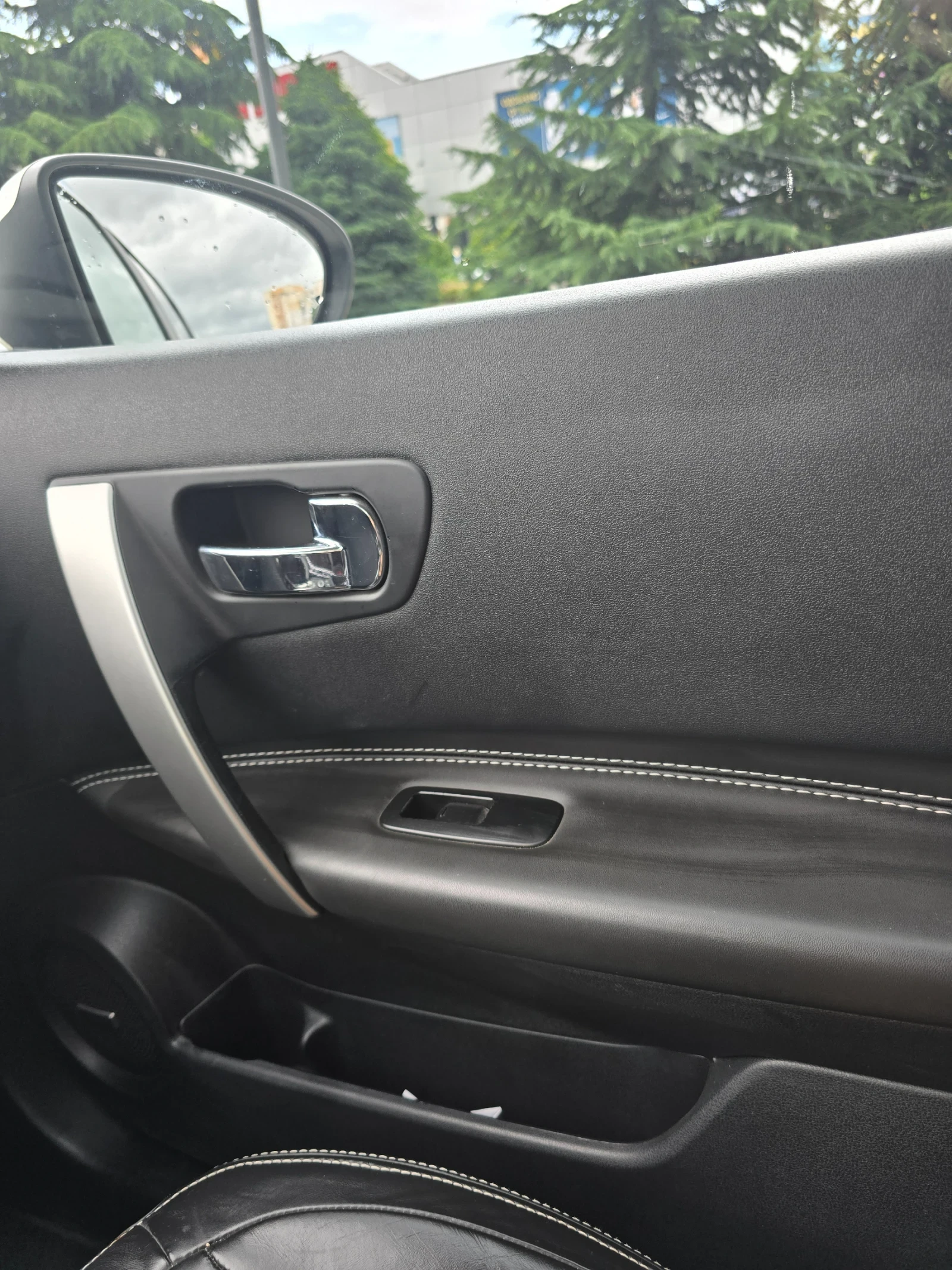 Nissan Qashqai, снимка 3 - Автомобили и джипове - 54777585