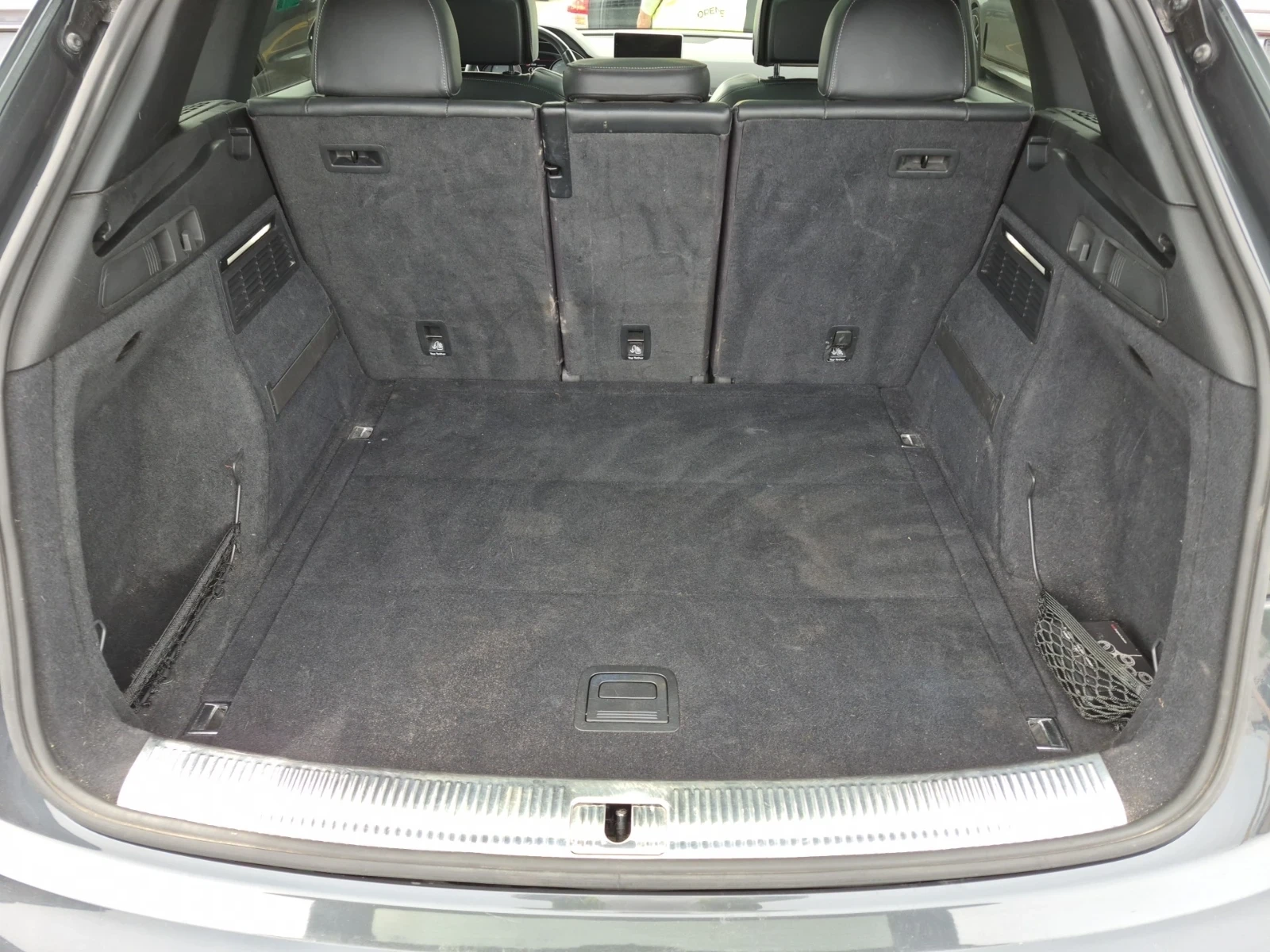 Audi SQ5 PROGRESSIV * CARFAX * АВТО КРЕДИТ * , снимка 12 - Автомобили и джипове - 55080902