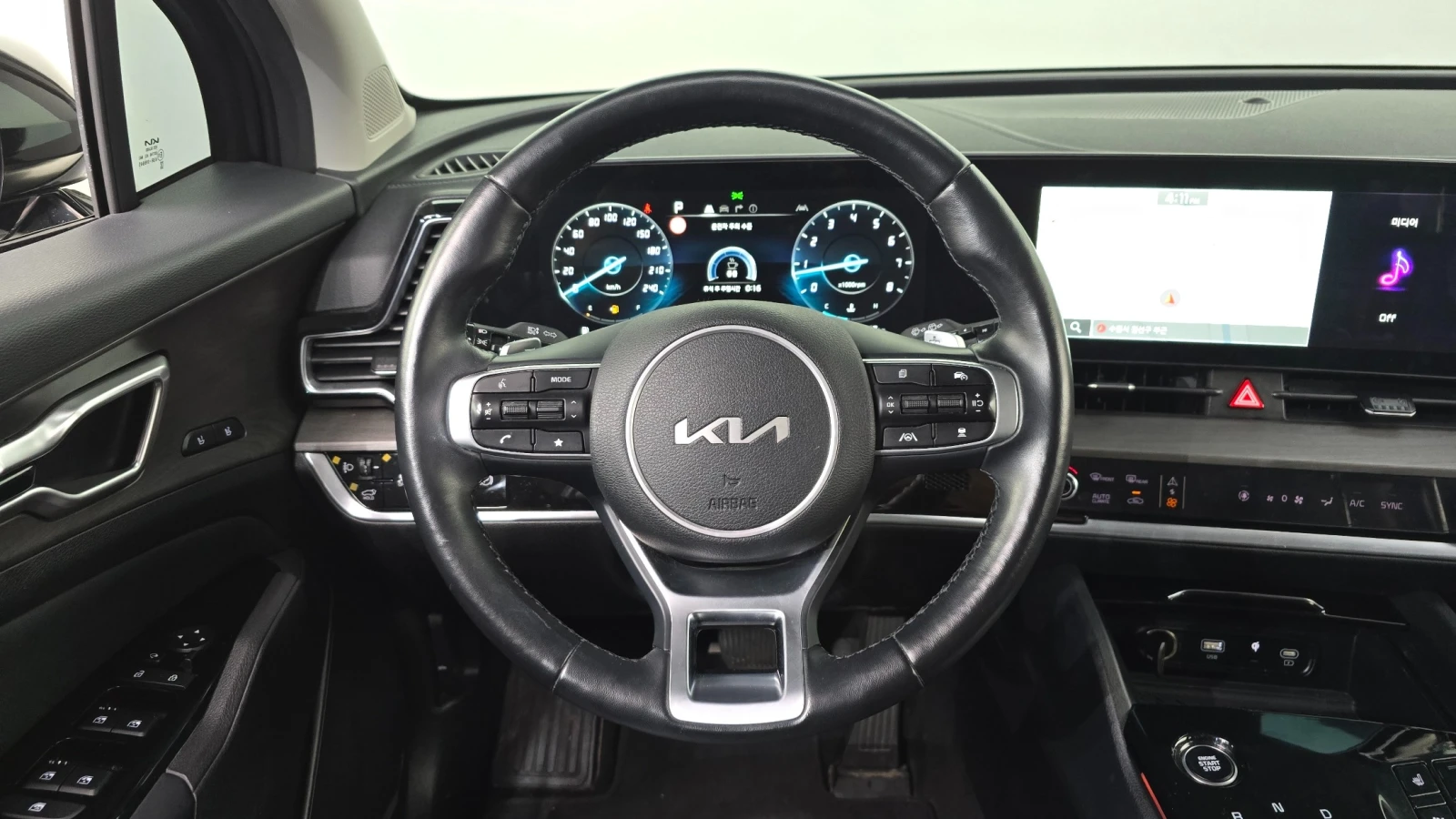 Kia Sportage 235/55 R19 tires & machined-edge wheels, projectio, снимка 11 - Автомобили и джипове - 55610451