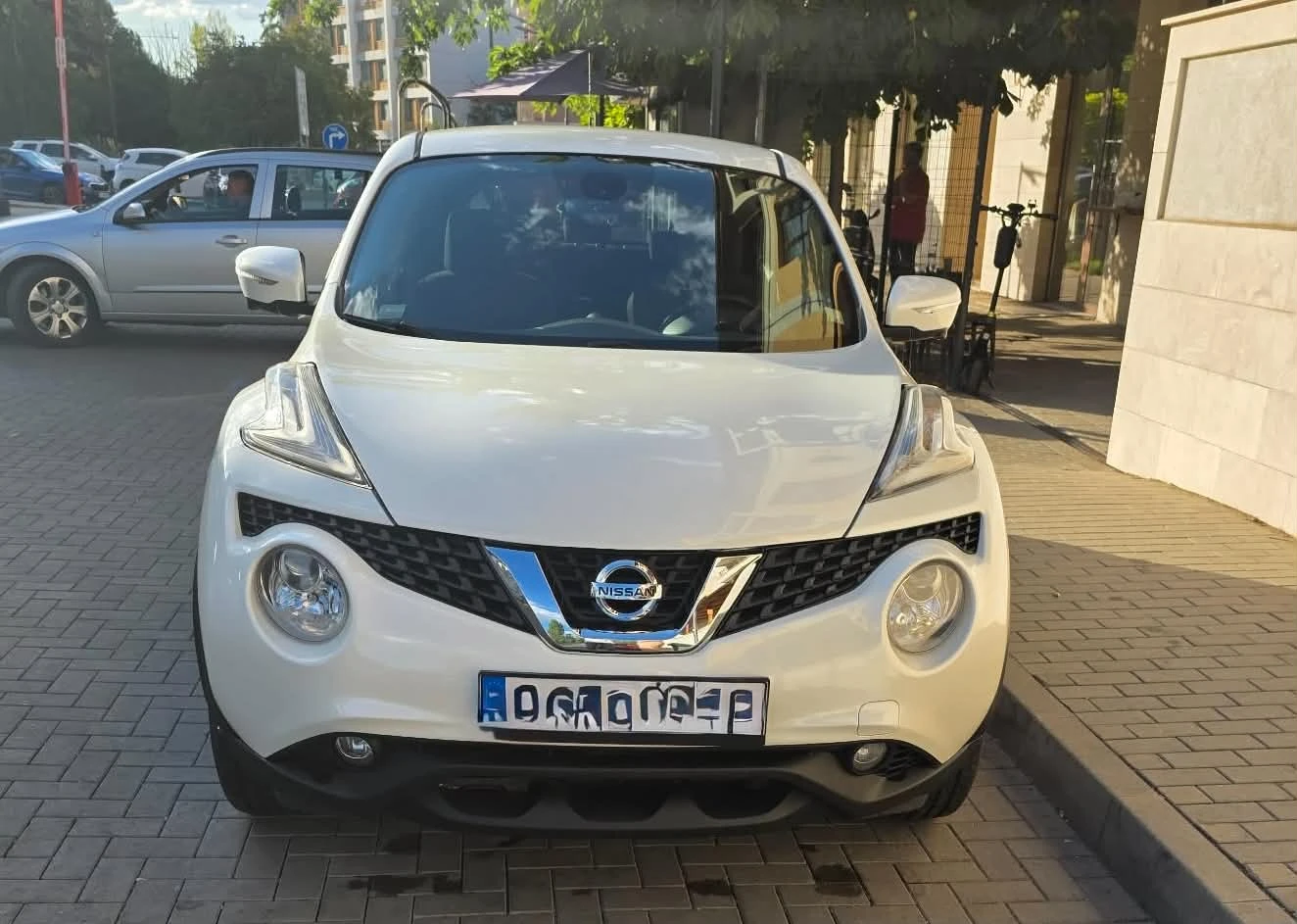 Nissan Juke 1.6i* TEKNA* FACE, снимка 2 - Автомобили и джипове - 55954597