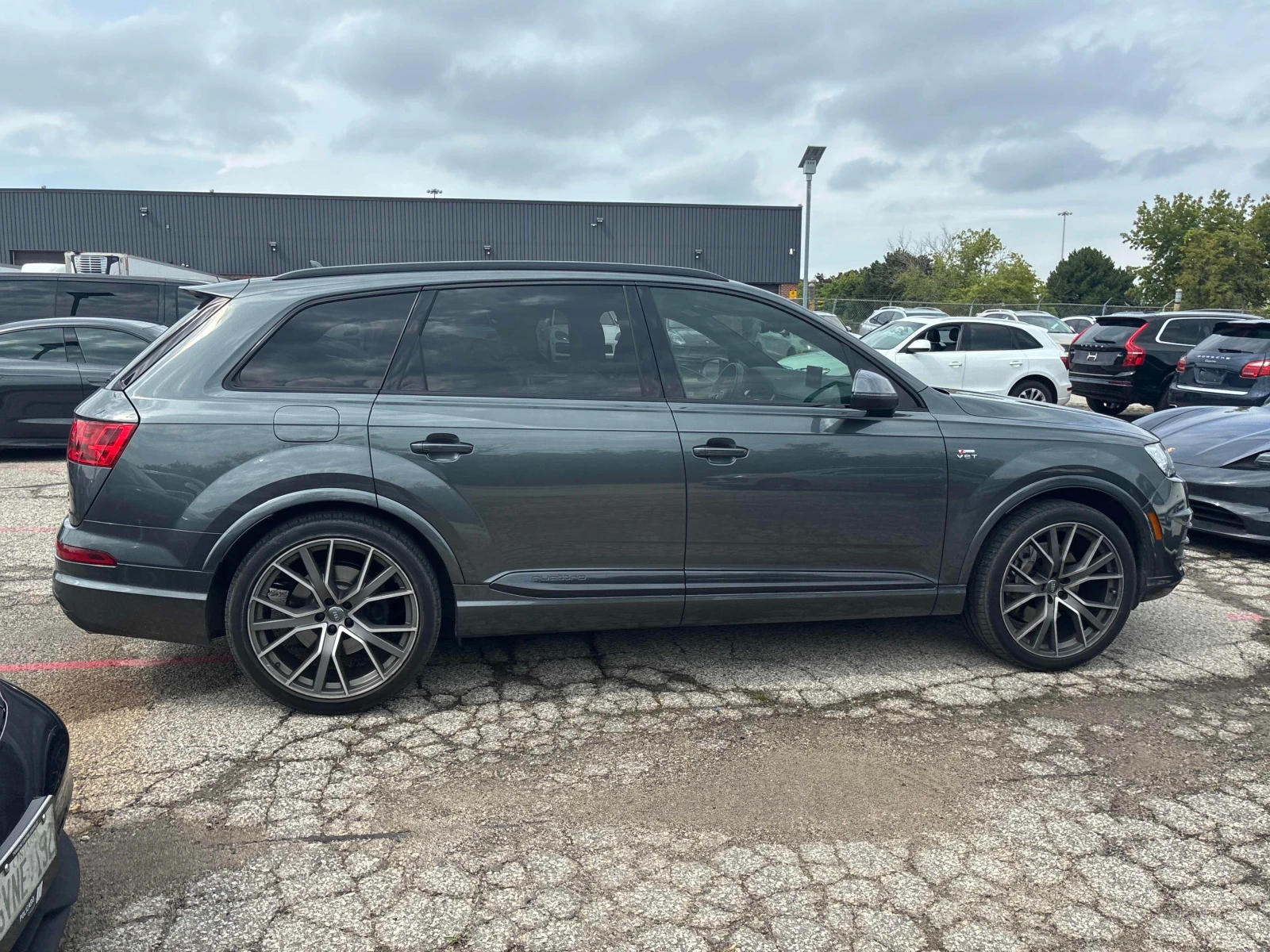 Audi Q7 * Technik * CARFAX * ОПЦИЯ ЗА ФИНАНСИРАНЕ, снимка 3 - Автомобили и джипове - 55964836