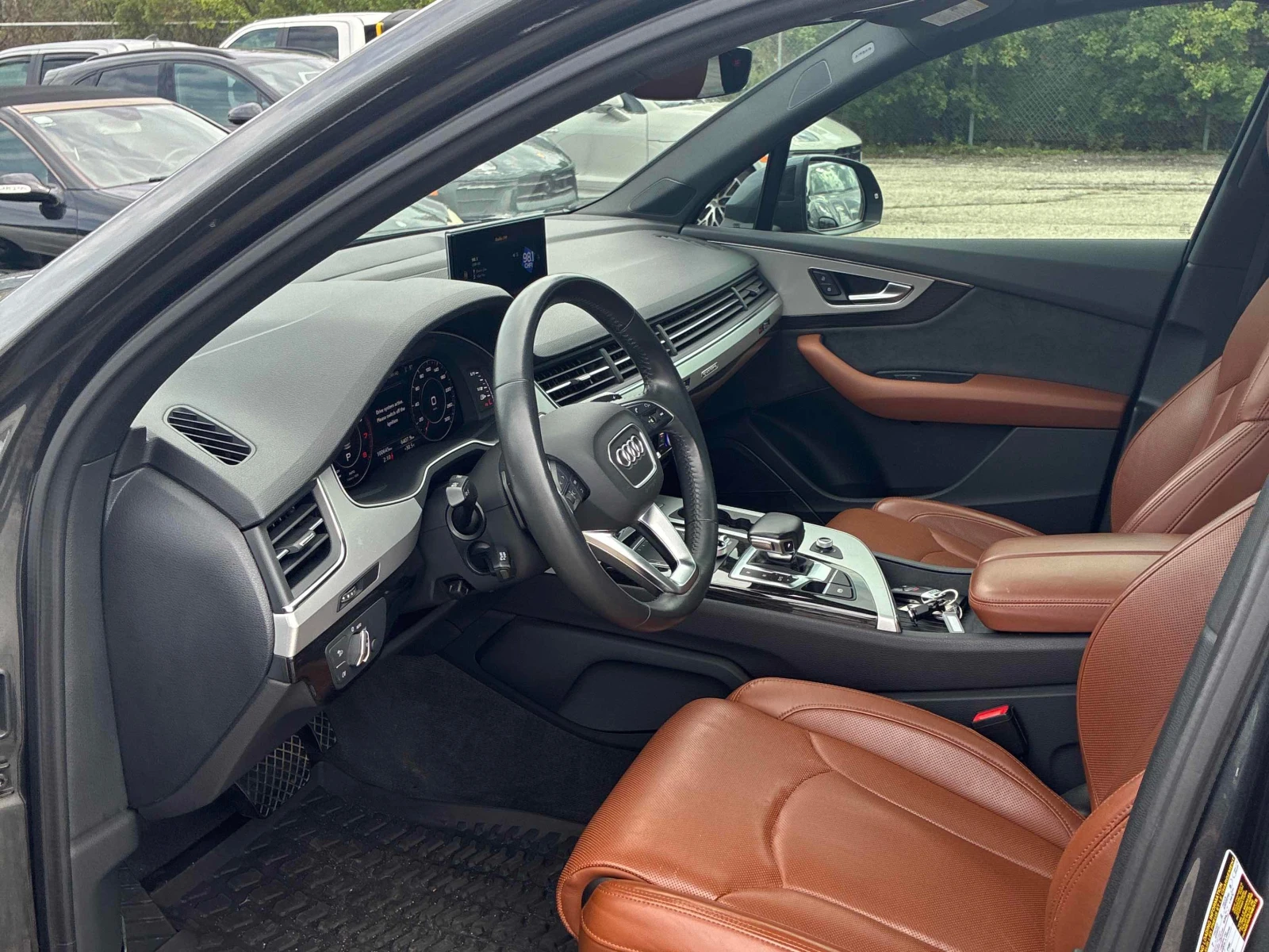 Audi Q7 * Technik * CARFAX * ОПЦИЯ ЗА ФИНАНСИРАНЕ, снимка 5 - Автомобили и джипове - 55964836