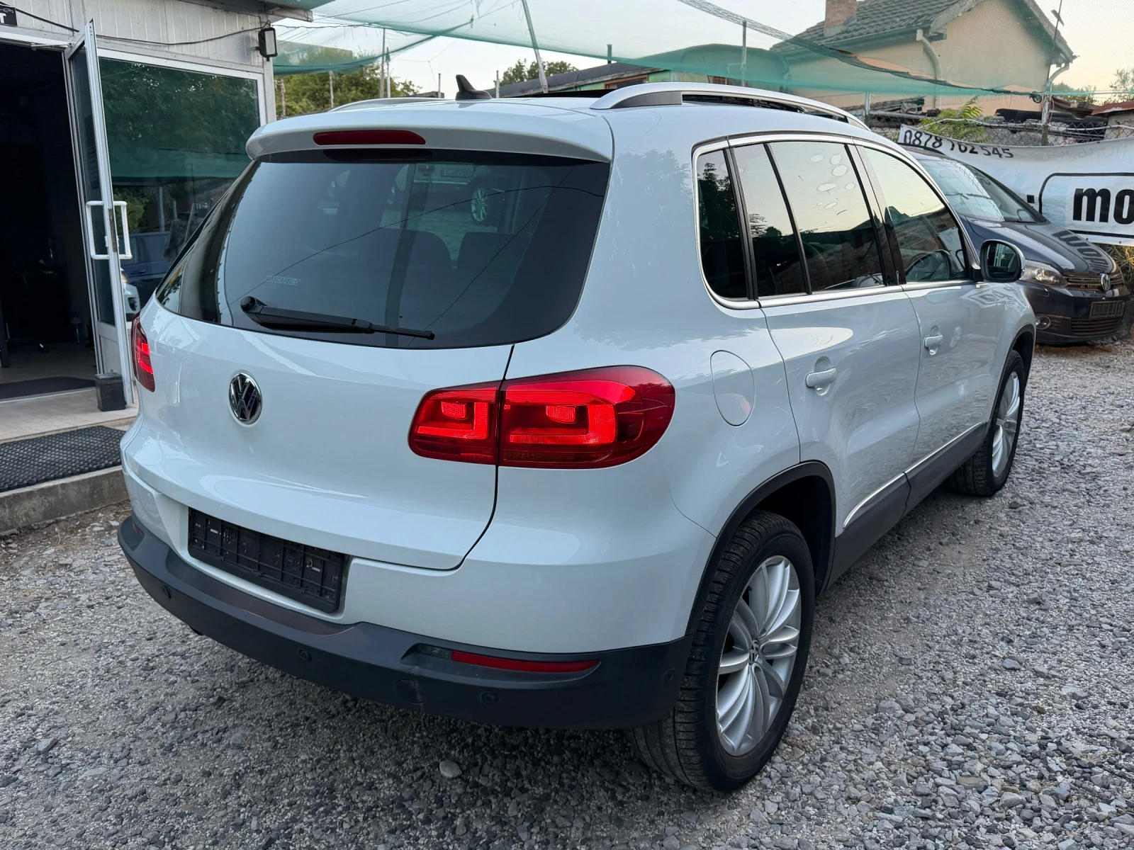 VW Tiguan 2.0TDI* 4motion* DSG* 133000km, снимка 3 - Автомобили и джипове - 56133311