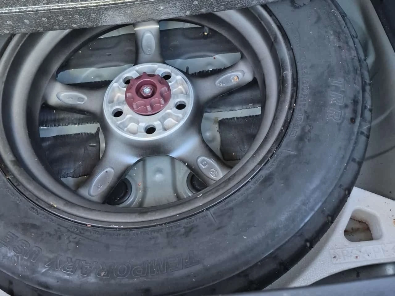 Toyota Venza * HYBRID XLE * AWD * CARFAX * , снимка 14 - Автомобили и джипове - 56181194