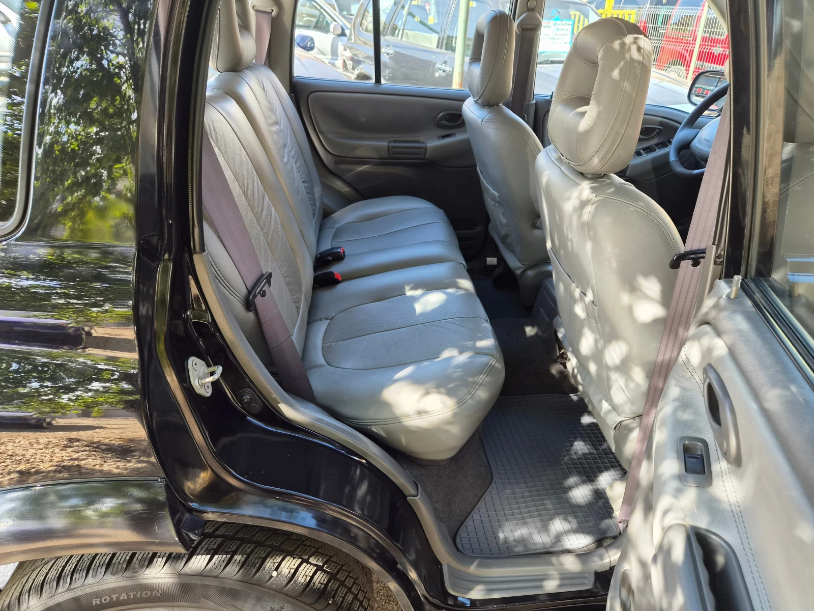 Suzuki Grand vitara 2, 5i-144kc.-ТОП СЪСТОЯНИЕ, снимка 10 - Автомобили и джипове - 56325242