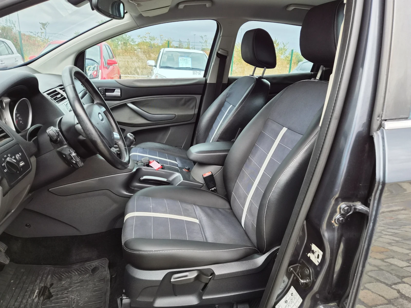 Ford Kuga 2.0D 136�� 4�4 ���� 4 | Mobile.bg � ����������� 11