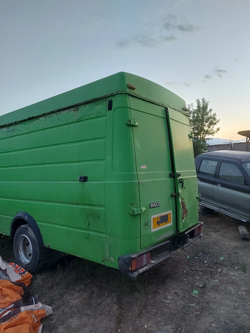 Iveco 2.5, снимка 13 - Бусове и автобуси - 48408894