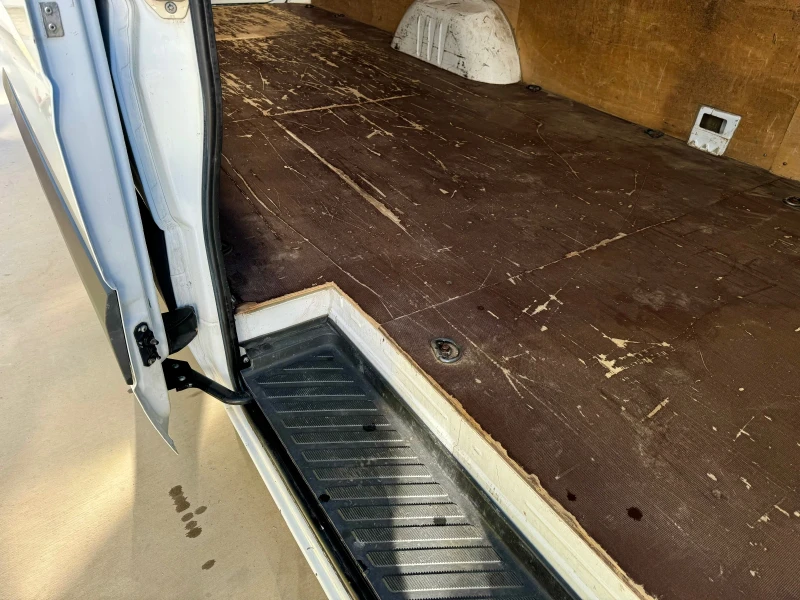 Mercedes-Benz Sprinter 313 cdi, снимка 13 - Бусове и автобуси - 51802857