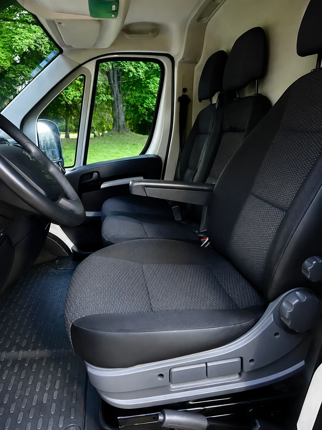 Peugeot Boxer ? ПЕРФЕКТЕН Peugeot Boxer 2.2 BlueHDi (164 к.с.) , снимка 5 - Бусове и автобуси - 54800856