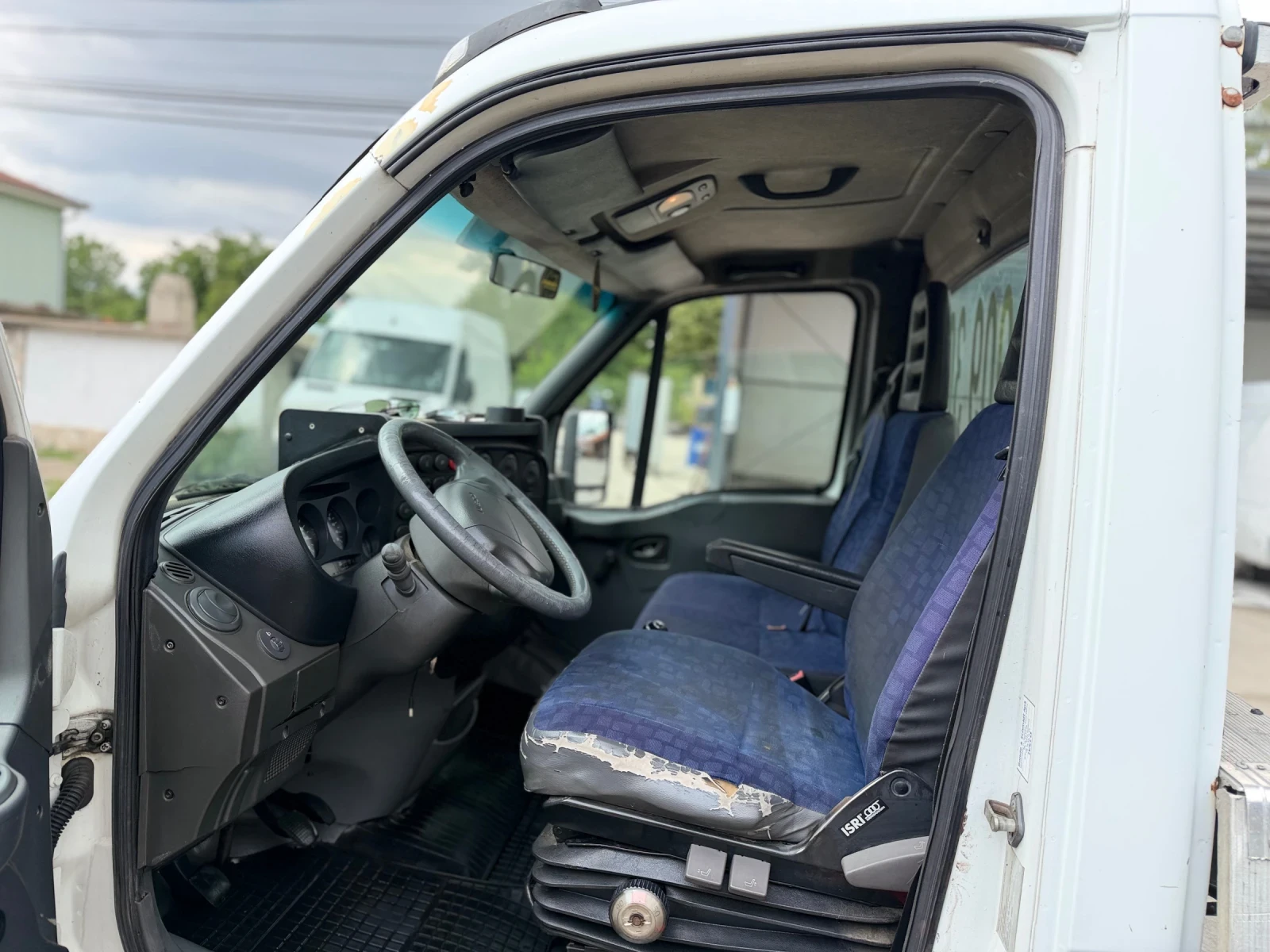Iveco 35c15 Пътна помощ, снимка 6 - Бусове и автобуси - 54943519