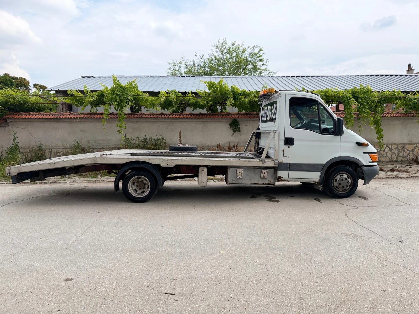 Iveco 35c15 Пътна помощ, снимка 3 - Бусове и автобуси - 54943519