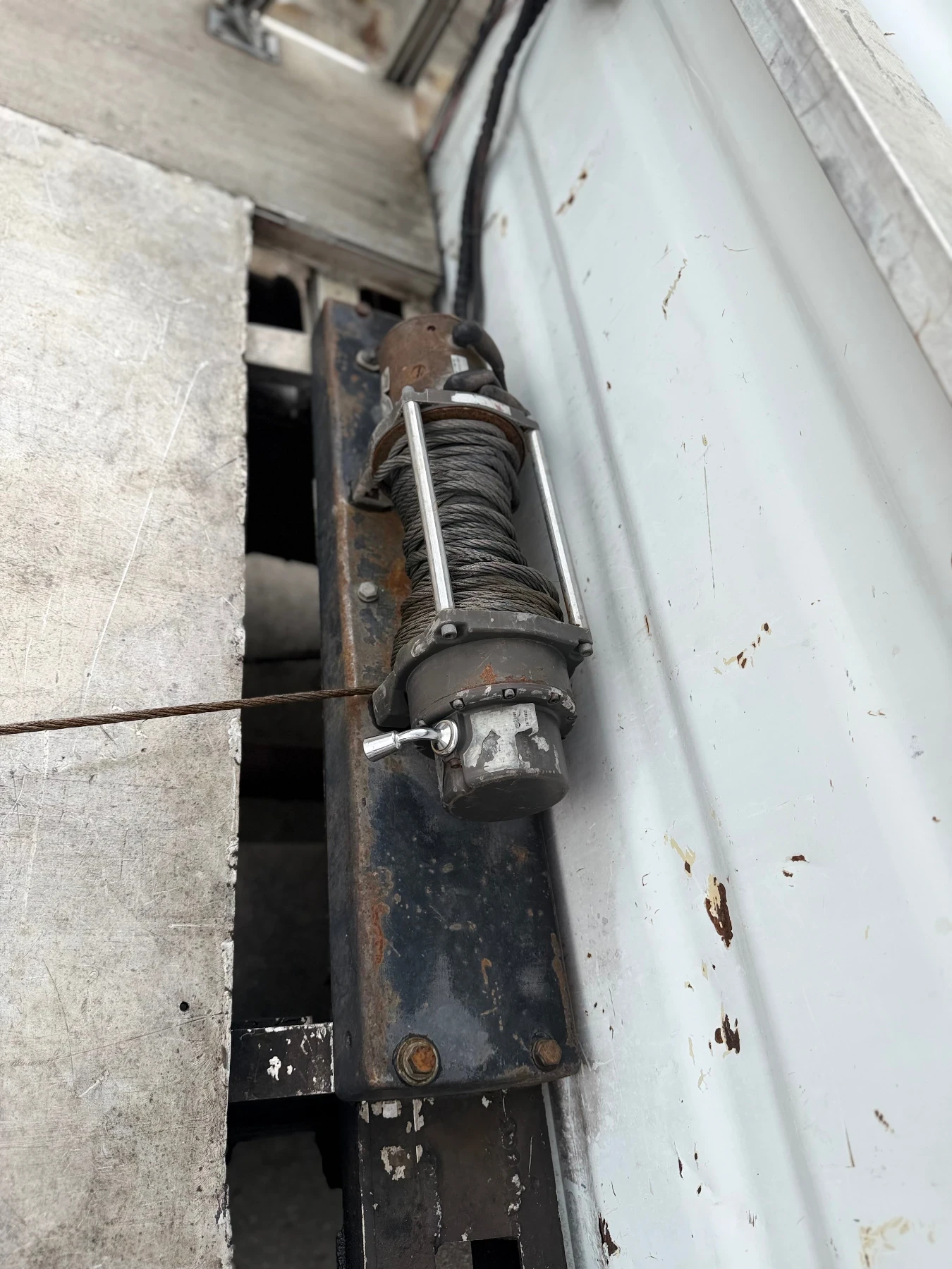 Iveco 35c15 Пътна помощ, снимка 8 - Бусове и автобуси - 54943519