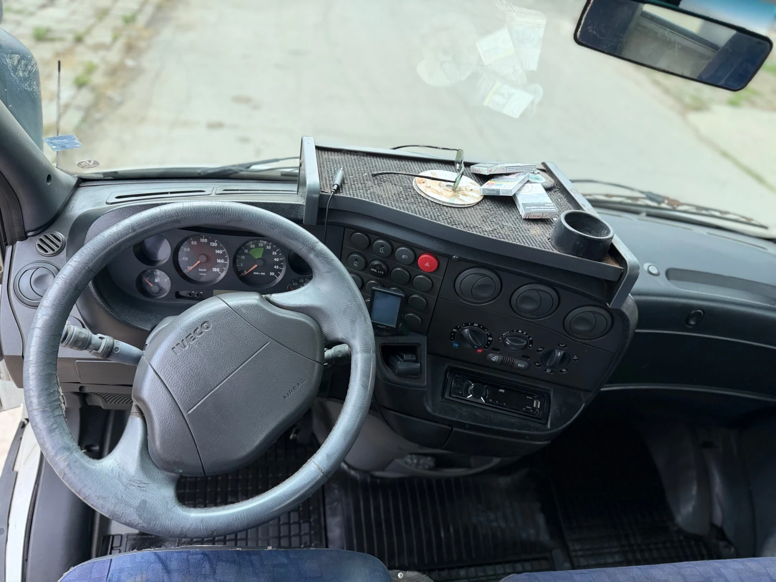 Iveco 35c15 Пътна помощ, снимка 7 - Бусове и автобуси - 54943519