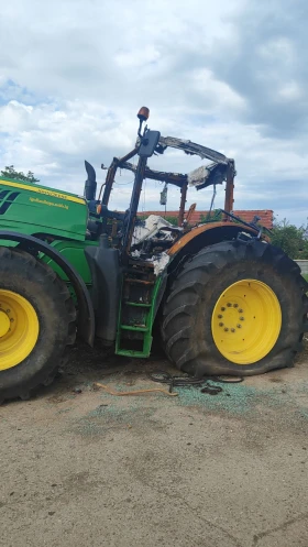      John Deere   6R, 6M  