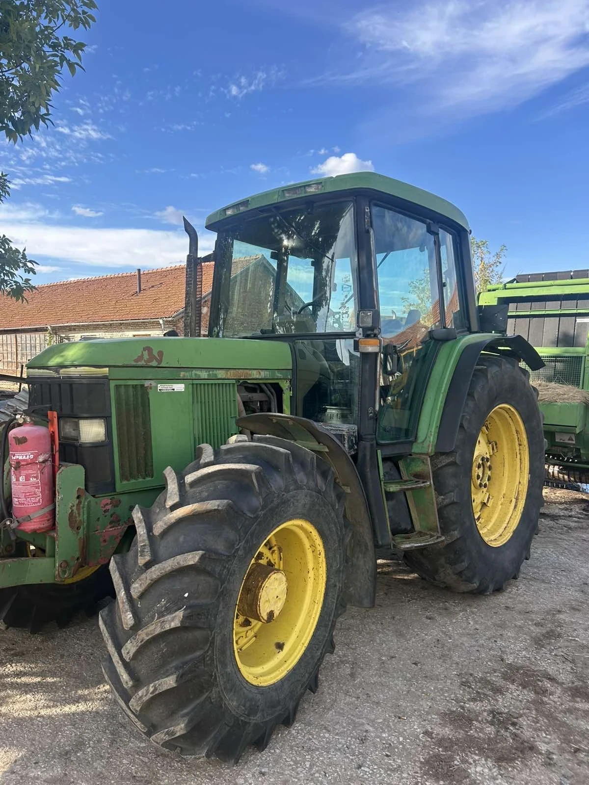 Трактор John Deere 6400, снимка 6 - Селскостопанска техника - 56244668