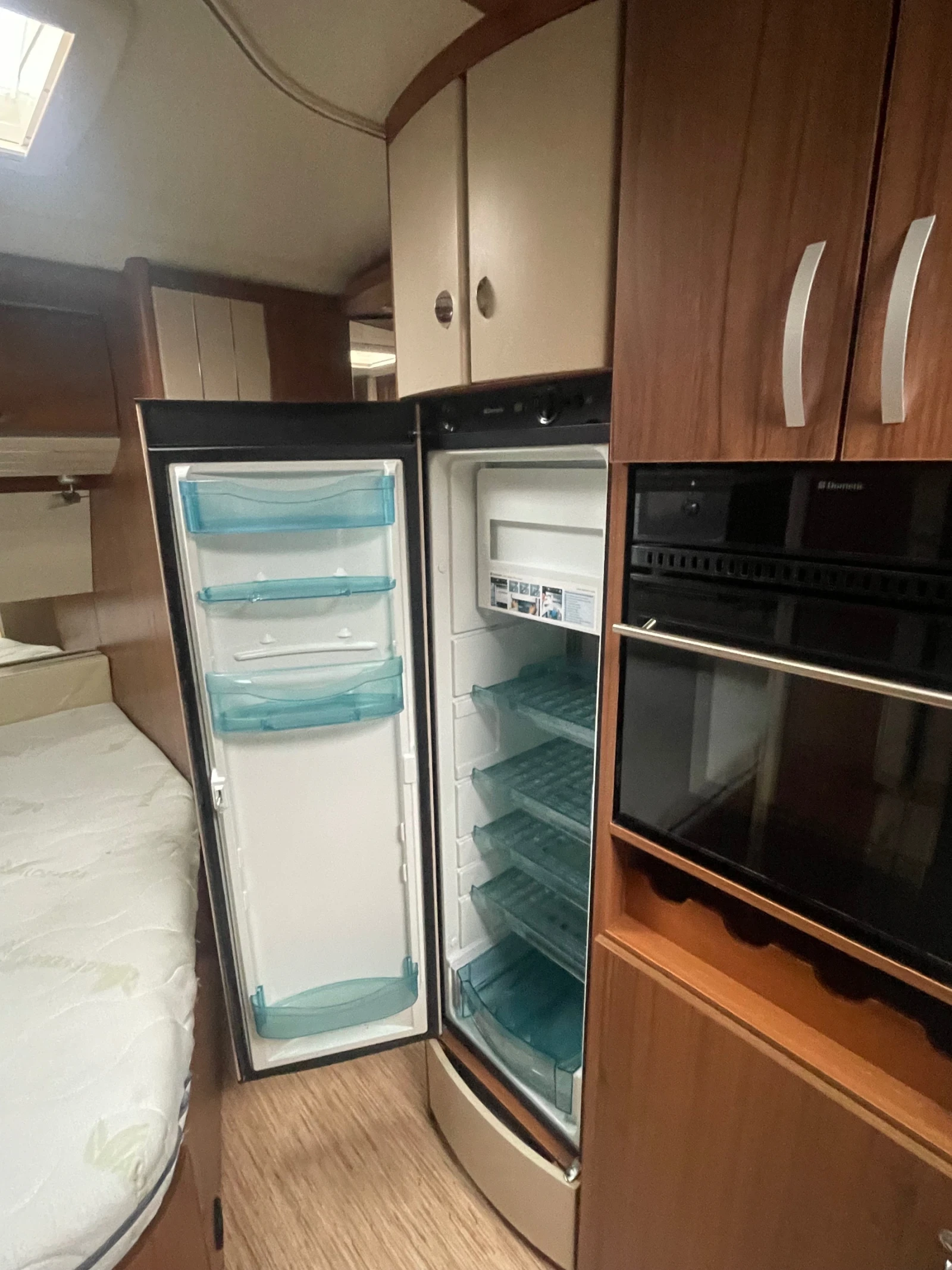 Каравана Hobby VIP 645 - изображение 9