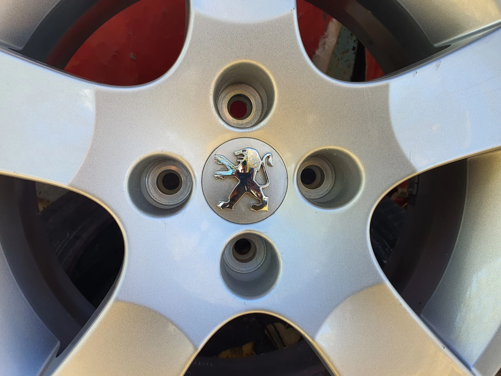   Peugeot 208 | Mobile.bg   5