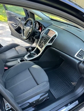 Opel Astra Sport Tourer LPG, снимка 16