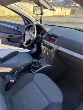 Opel Astra H 1.8i ГАЗ, снимка 4