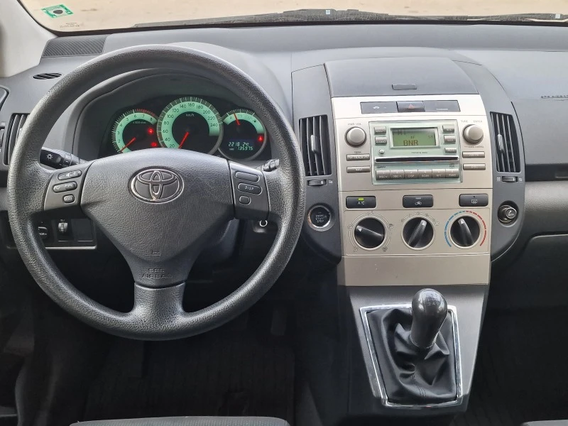 Toyota Corolla verso 1.6i/6+ 1м./Лизинг, снимка 10 - Автомобили и джипове - 47288579