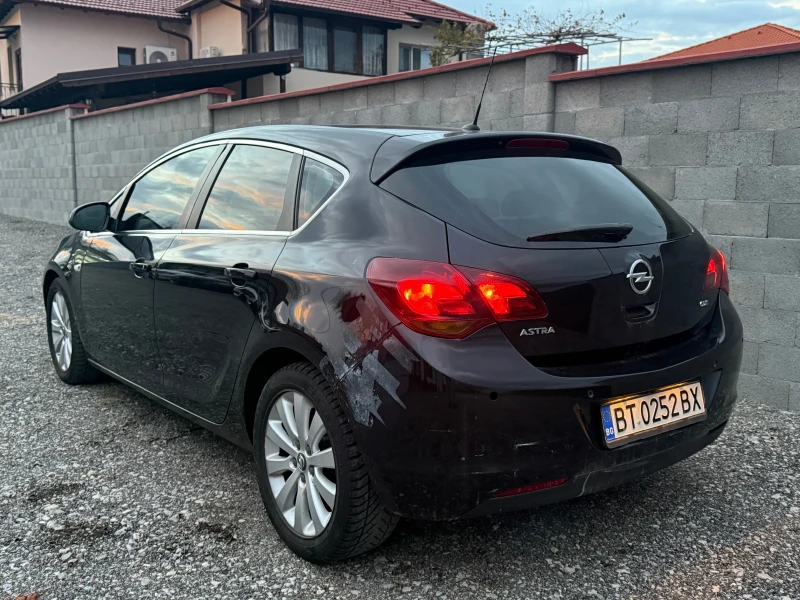 Opel Astra 1.7CDTi COSMO КОЖА, снимка 6 - Автомобили и джипове - 48069028