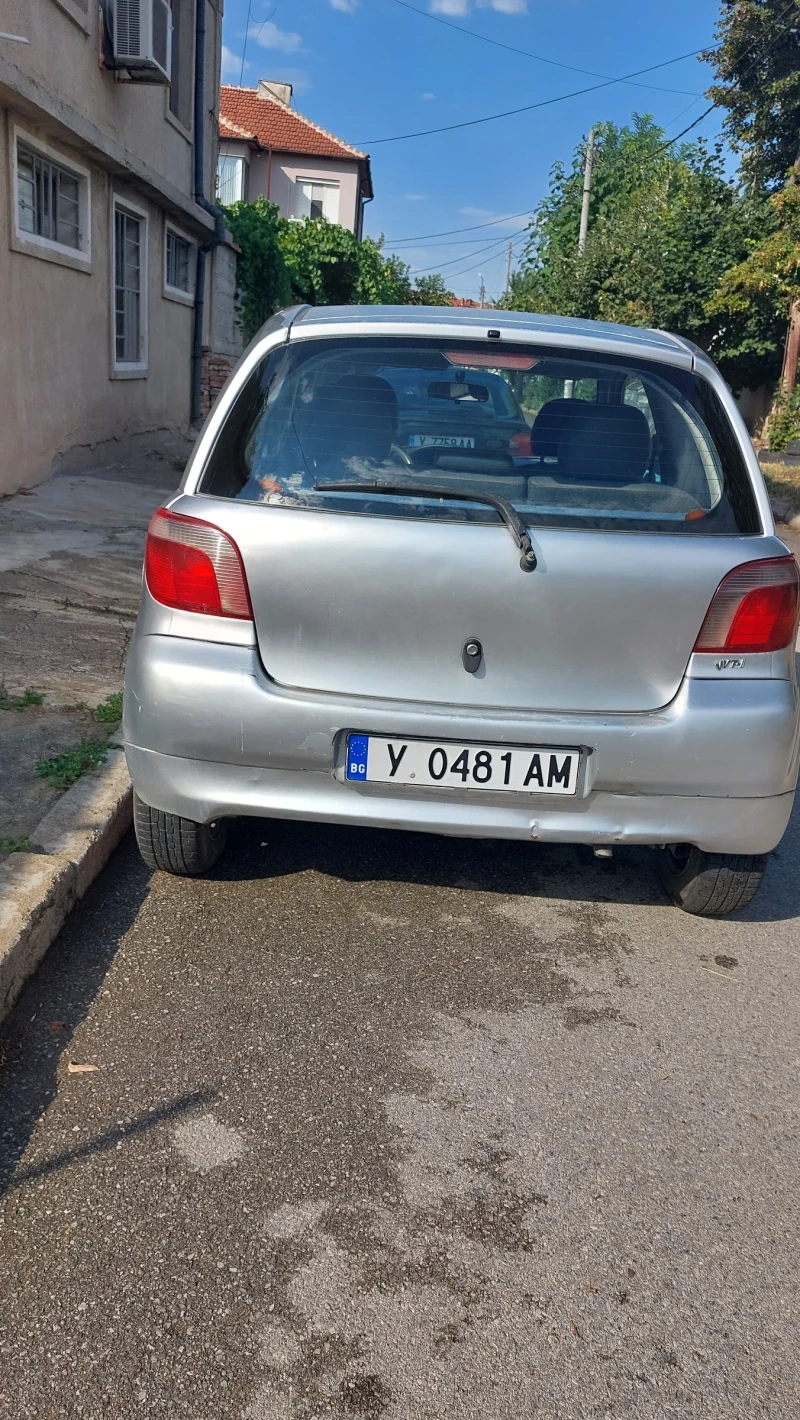 Toyota Yaris 1.0I, снимка 6 - Автомобили и джипове - 48261898