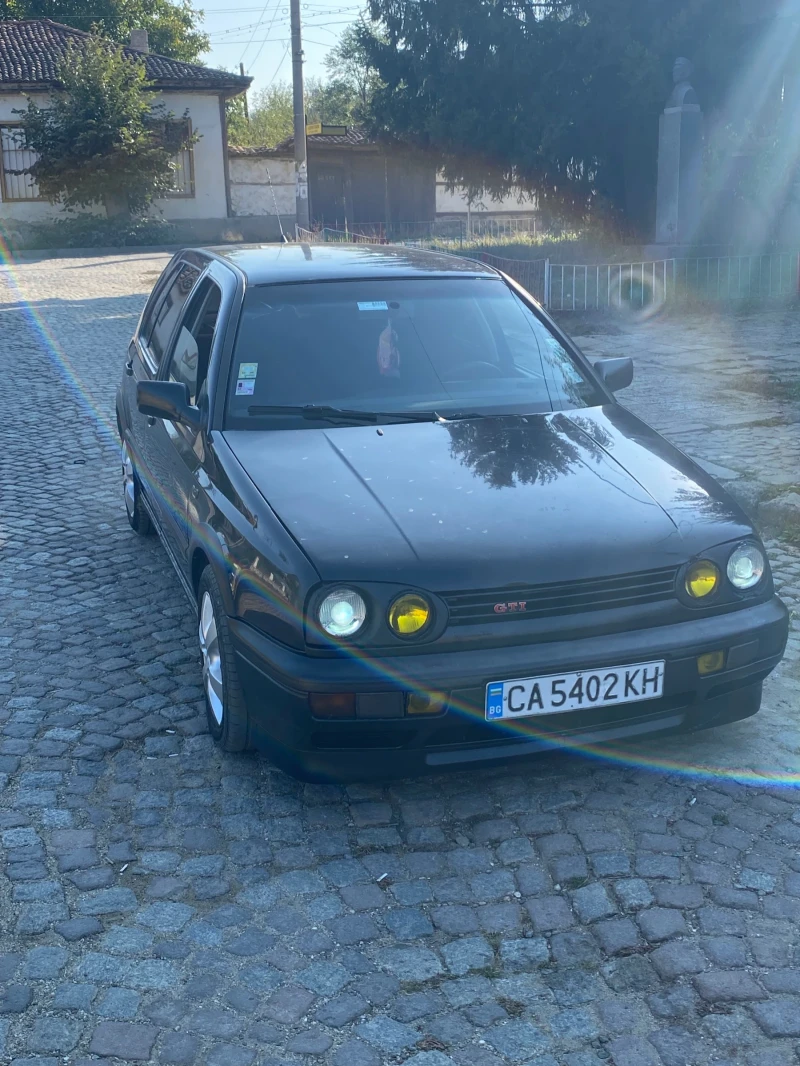 VW Golf 1.6 101, снимка 2 - Автомобили и джипове - 48415562