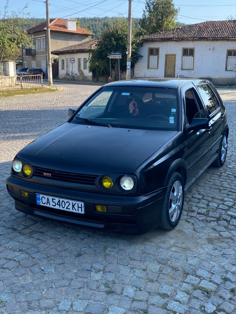 VW Golf 1.6 101, снимка 3 - Автомобили и джипове - 48415562