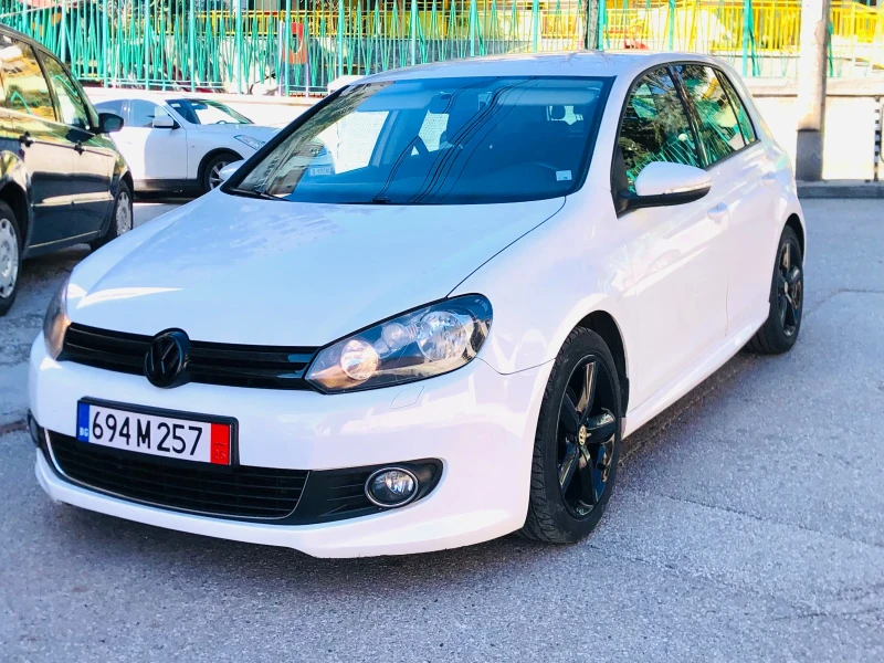 VW Golf GT 1.6TDI, снимка 1 - Автомобили и джипове - 49527356