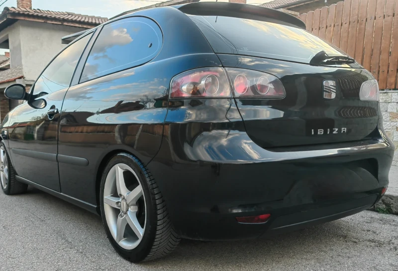 Seat Ibiza, снимка 3 - Автомобили и джипове - 52533887