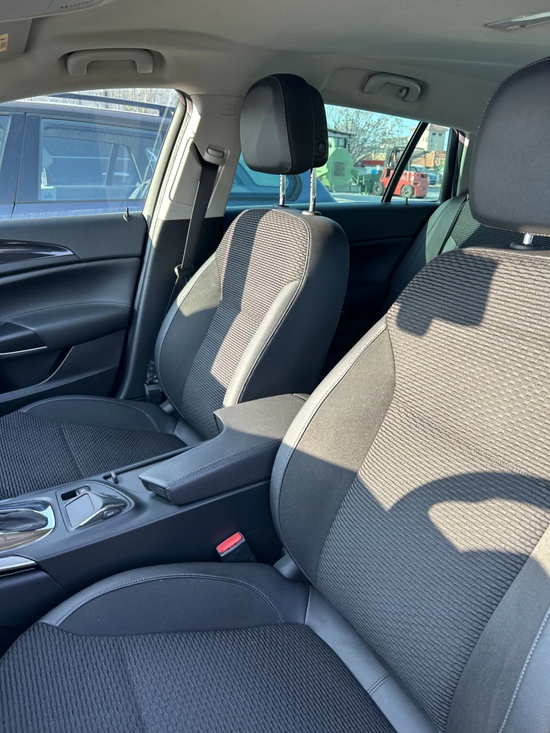 Opel Insignia Facelift 2.0cdti 163 hp Xenon Navi, снимка 13 - Автомобили и джипове - 53164268