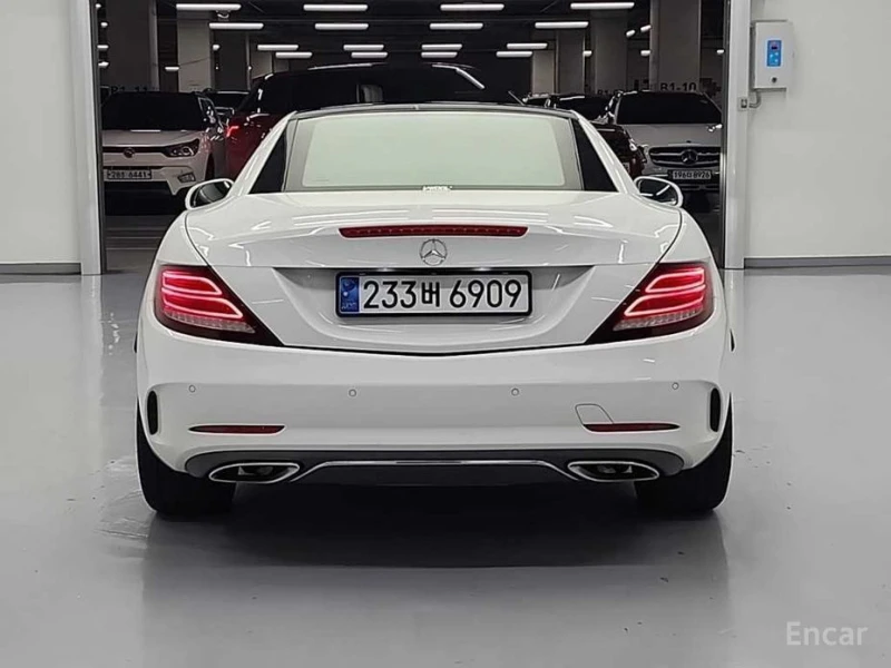 Mercedes-Benz SLC, снимка 3 - Автомобили и джипове - 53424116