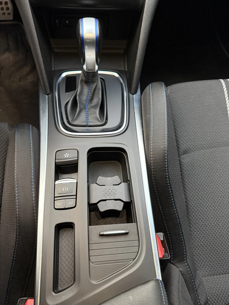 Renault Megane GT, снимка 11 - Автомобили и джипове - 53471951