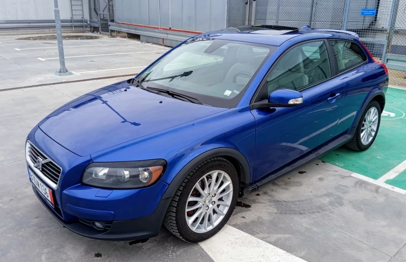 Volvo C30 D5 R-Design Автоматик, снимка 4 - Автомобили и джипове - 53563326