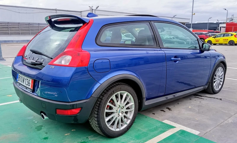 Volvo C30 D5 R-Design Автоматик, снимка 10 - Автомобили и джипове - 53563326