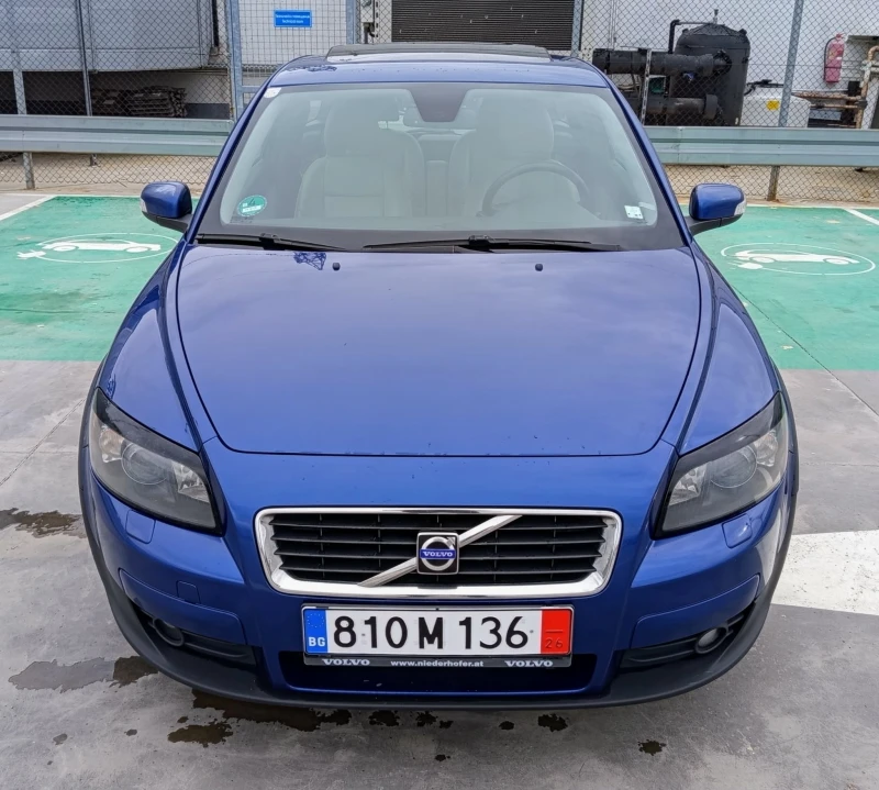 Volvo C30 D5 R-Design Автоматик, снимка 2 - Автомобили и джипове - 53563326