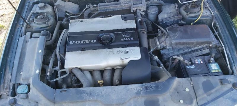 Volvo V40, снимка 7 - Автомобили и джипове - 46996032