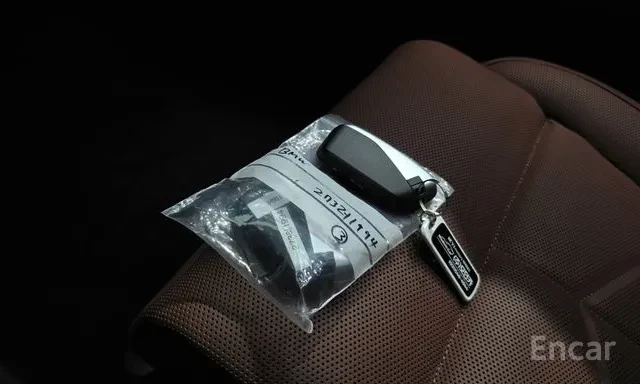 BMW 550 Е M SPORT PRO B&W HEAD UP ПАНОРАМА, снимка 13 - Автомобили и джипове - 55655998